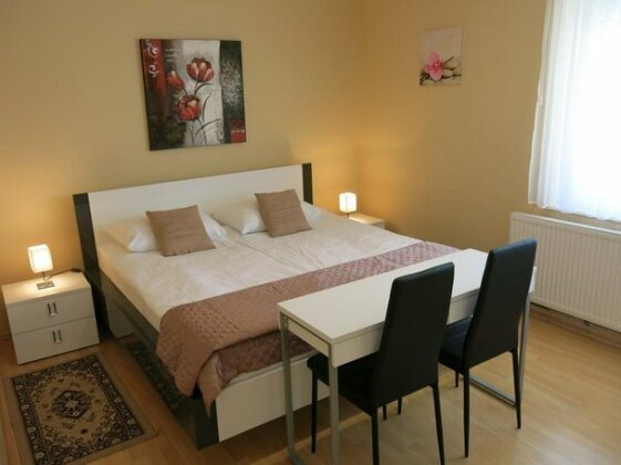 Guest House Golja - Photo4