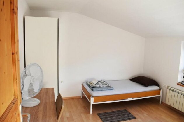 Apartment & Rooms Busija - Photo2