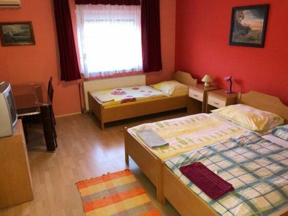 Rooms Olimpija - Photo3