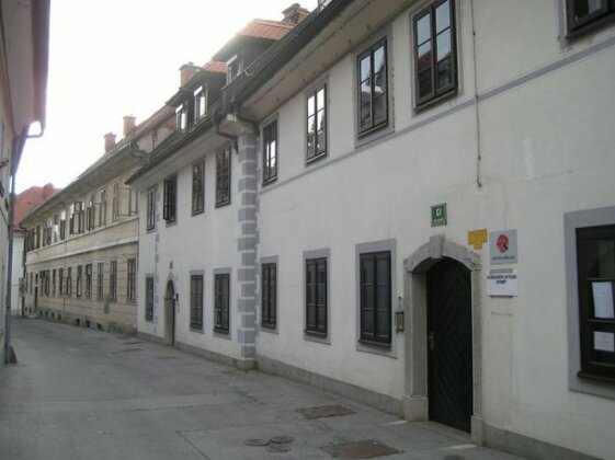 Apartments Old Town - Photo4