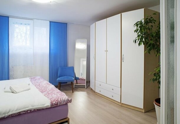 Apartments Your Colourful Ljubljana Home - Photo5