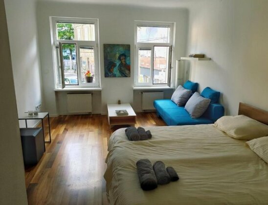 Artistic Apartment in Historical Old Town - Photo2
