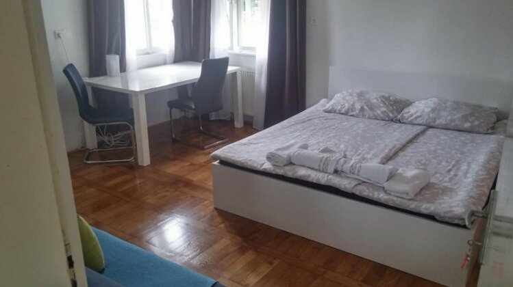 Rooms & Apartments MURGLE Ljubljana - Photo2