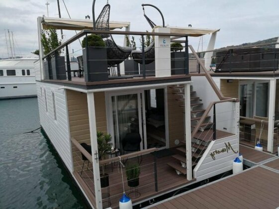 Floating House Memory - Photo2