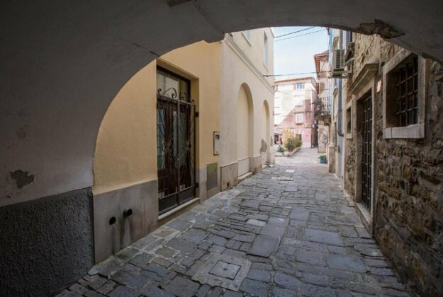 Classy Apartment in Piran Center HD - Photo5