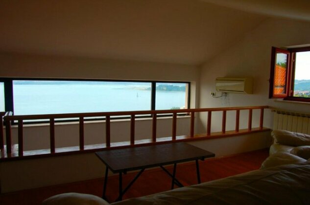 Beautiful Street Apartment - Photo2