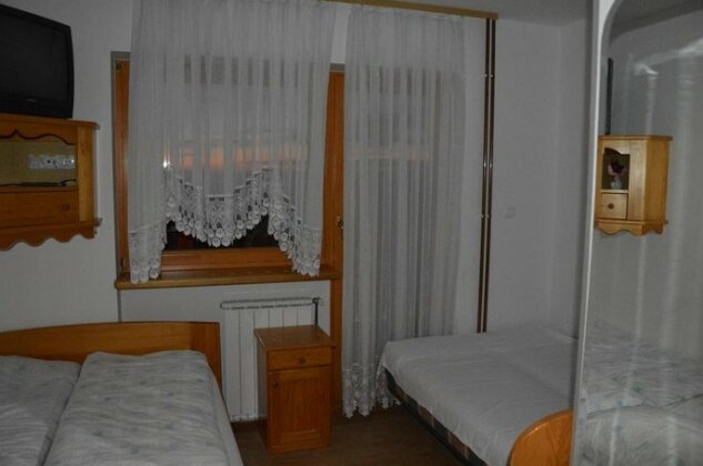 Hotel Lukov Dom - Photo2
