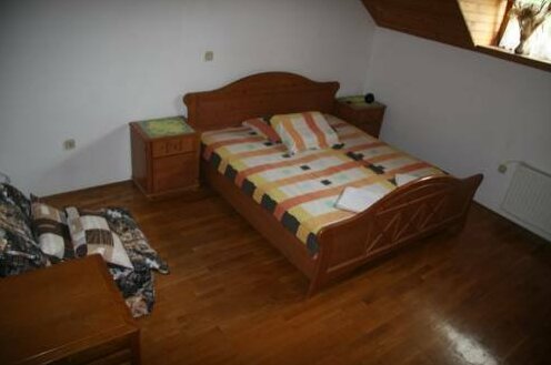 Guest House Kveder - Photo5