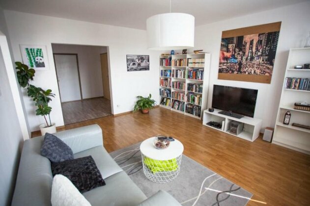 Private Appartment with 2 separate BD for group or singles - Photo2