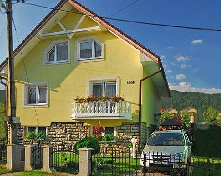 Apartman Elegant - Photo2