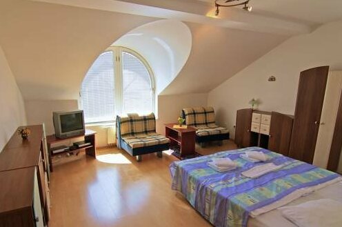 Guest House Maxim Liptovsky Mikulas - Photo2