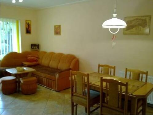 Privat No 13 - Photo2