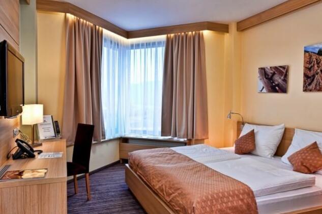 Alexandra Hotel - Photo2