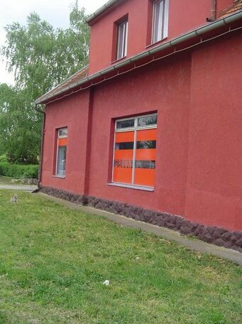 Red House Sturovo