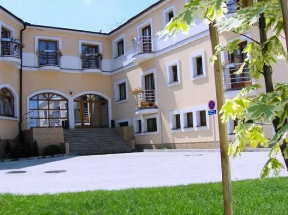 Hotel Eminent Zlate Moravce