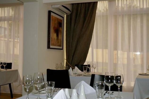 New Brookfields Hotel - Photo5