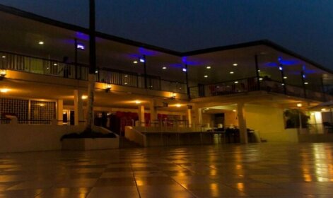 Sierra Lighthouse Hotel