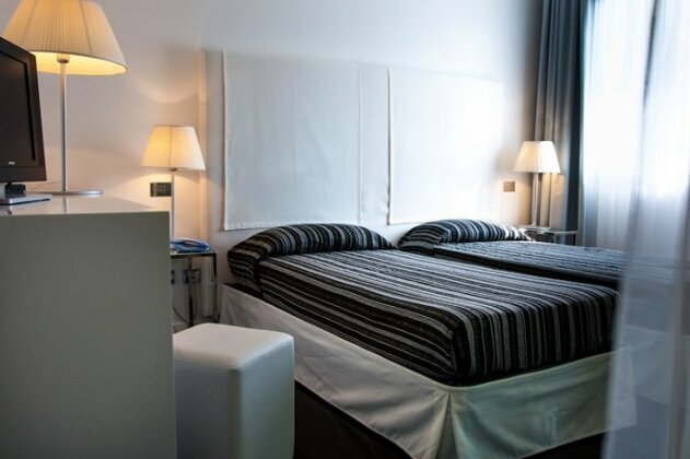 Hotel Sanmarino iDesign - Photo4