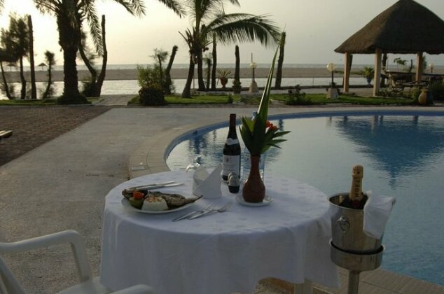 Laguna Beach Hotel Mbodiene - Photo5