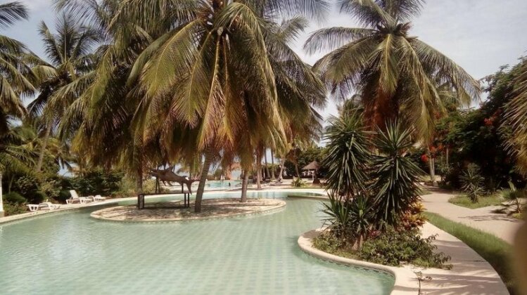 Tres belle Villa dans Residence Safari Saly Senegal