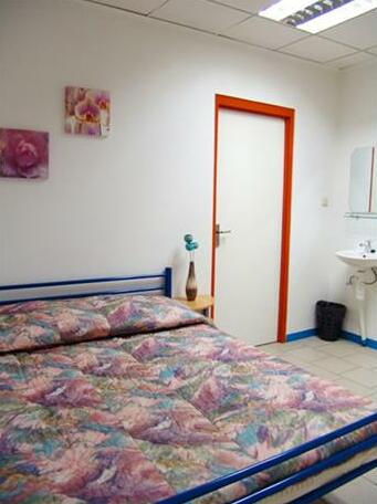 Downtown Inn - Photo2