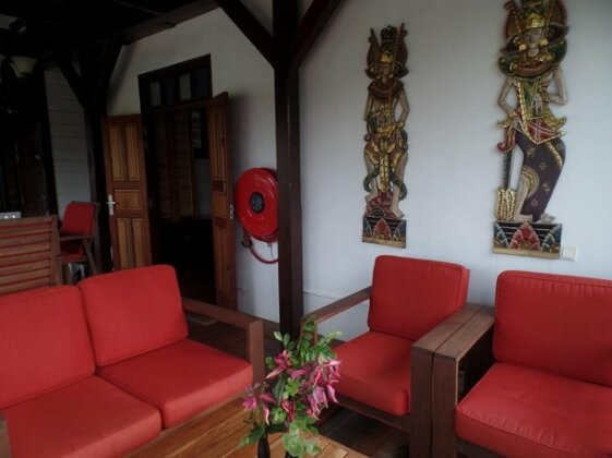 Greenheart Hotel - Photo2
