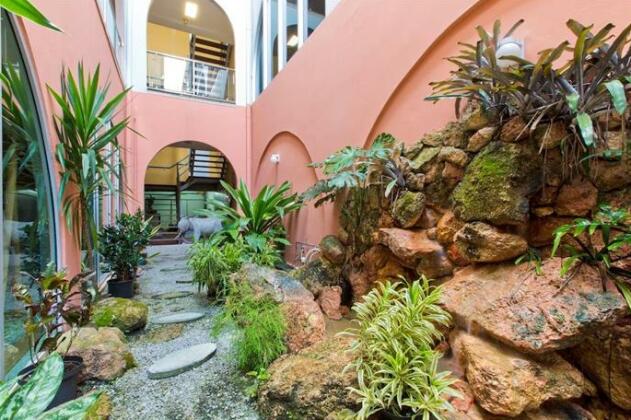 Queens Hotel Paramaribo - Photo2