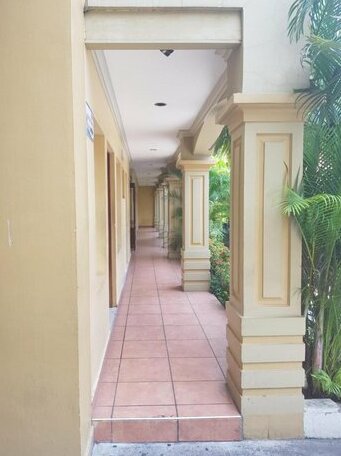 Photo 3