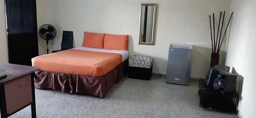 Cat House Santa Tecla - Photo3