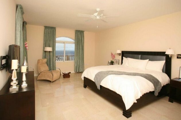 Luxurious One Bedroom Suite in Dawn Beach - Photo2