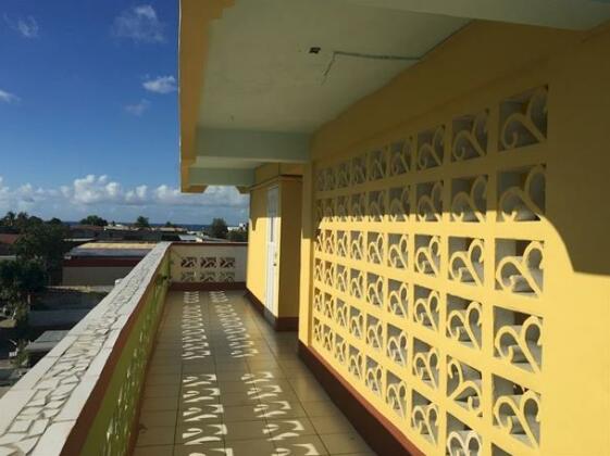 Eduardo's Inn - Photo2