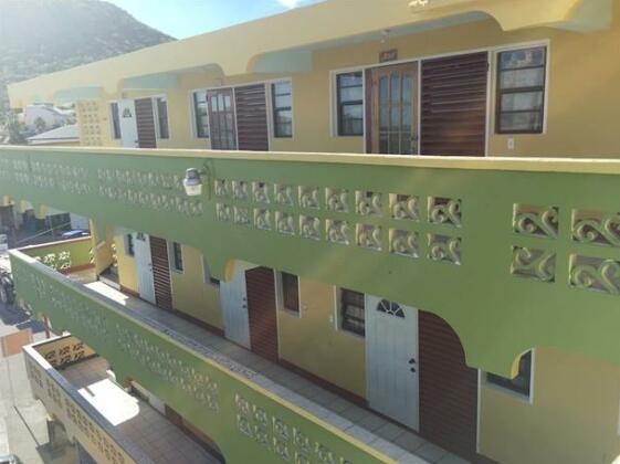 Eduardo's Inn - Photo3