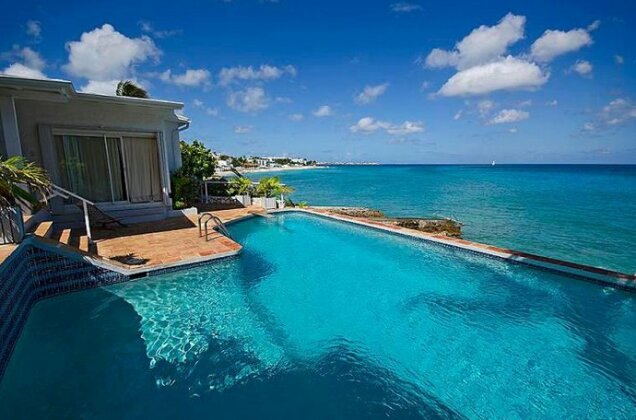Exception Ocean front villa pool direct ocean access