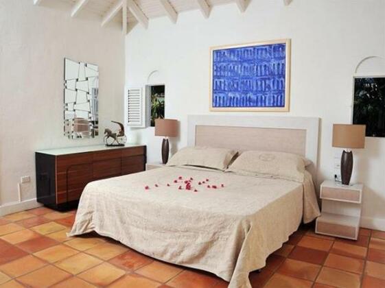 St Tropez Villa - Photo4