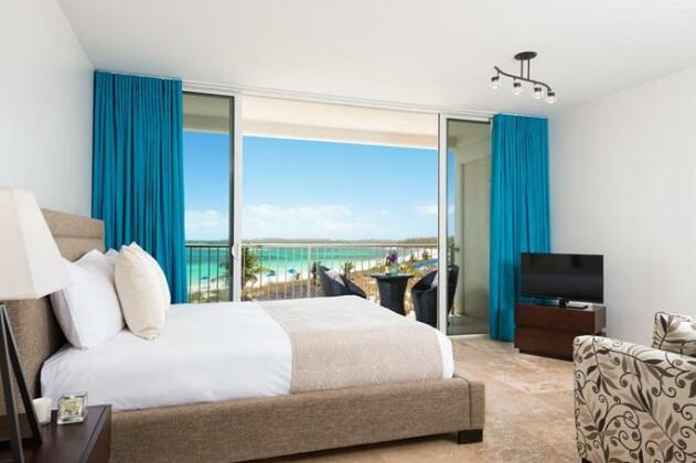 East Bay Resort - All Beachfront Suites - Photo3