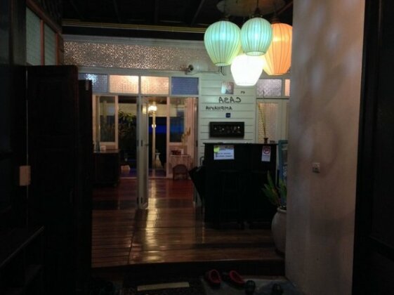 At Casa Guesthouse Amphawa - Photo2