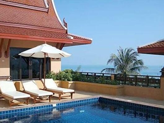 5 Bedroom Oceanview Pool Villa - Photo2