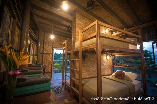 The Mud Bamboo cafe and Beds - Photo4