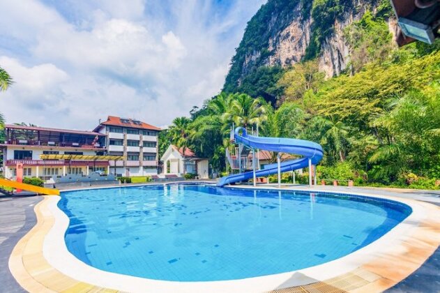 P N Mountain Resort - Photo2