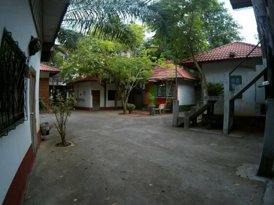 Chid Tawan Guesthouse