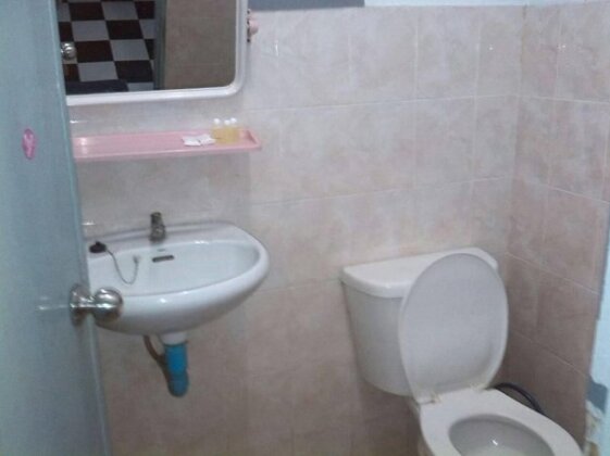 Bann Loongdang Guesthouse - Photo3