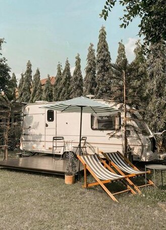 Nice Nite Campervans
