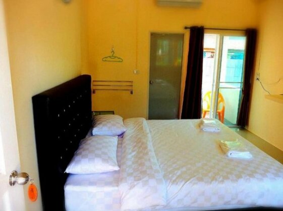 Baan Bon Resort Bang Tabun - Photo4