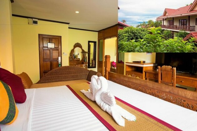 Buri Beach Resort - Photo2