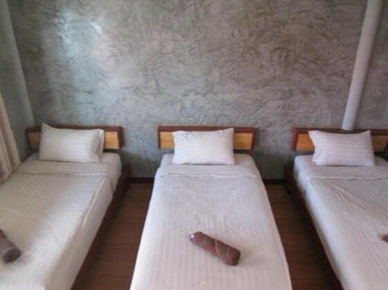 Charung Seaview Resort - Photo2