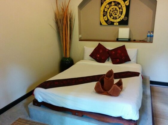 Dolphin Bungalows - Photo4