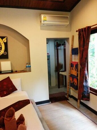 Dolphin Bungalows - Photo5