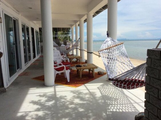 House on the Beach Ban Tai - Photo2