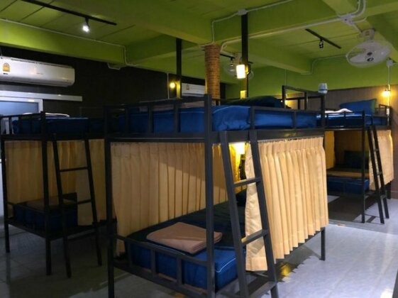 Longshot Hostel - Photo4