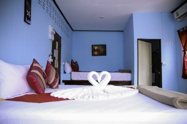 Mr K Haadrin Hotel - Photo4